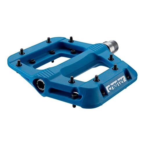 Mountain Bike Pedal : Race Face Chester Pedals, Blue, 15mm-18, 4mm