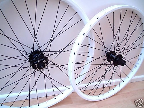 Mountain Bike Wheel : Halo SAS Wheels Shimano Deore DISC (WHITE) 26", Free UK Postage
