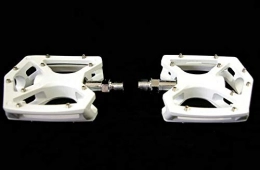 PAIR WHITE PLATFORM PEDALS FOR DOWNHILL MTB MOUNTAIN BIKE or BMX 9/16 ALLOY PEDALS WITH REPLACEABLE STEEL PINS